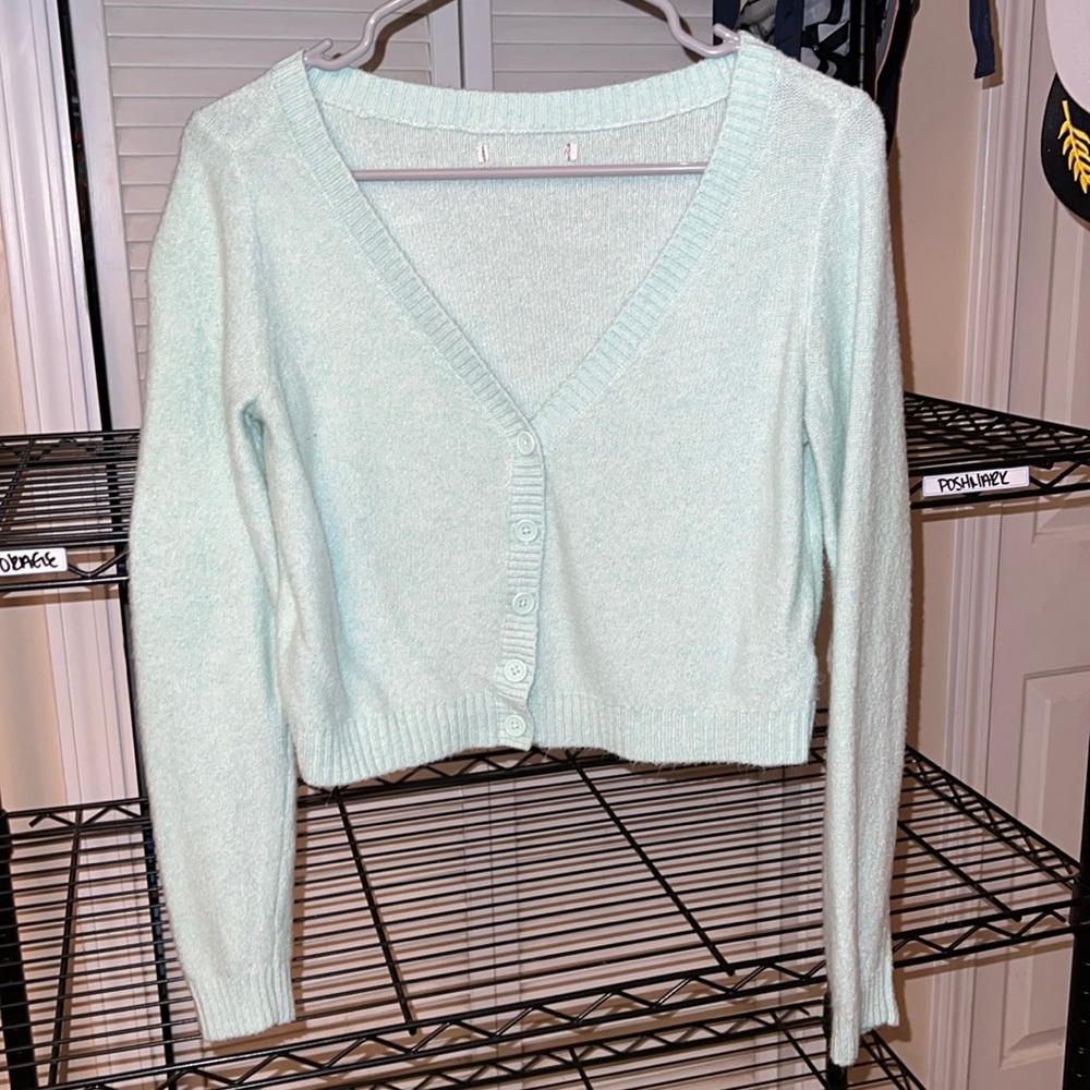 American Eagle Cropped Cozy Sweater